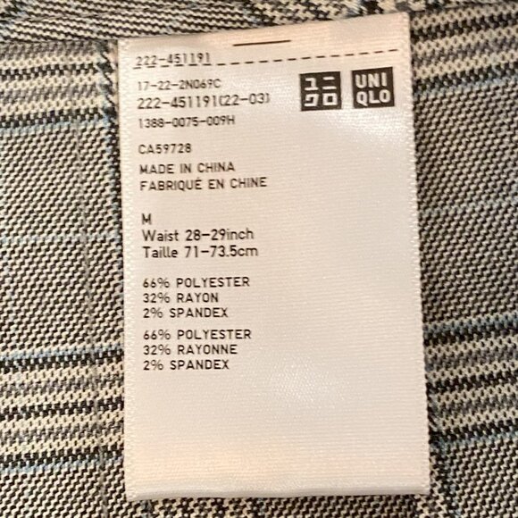 Uniqlo -- Grey, Short,  Pleated, Sleek, Sporty, Checkered Skirt - Size M - Picture 5 of 6